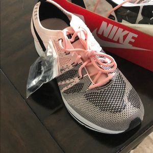 Nike Flyknit Trainer